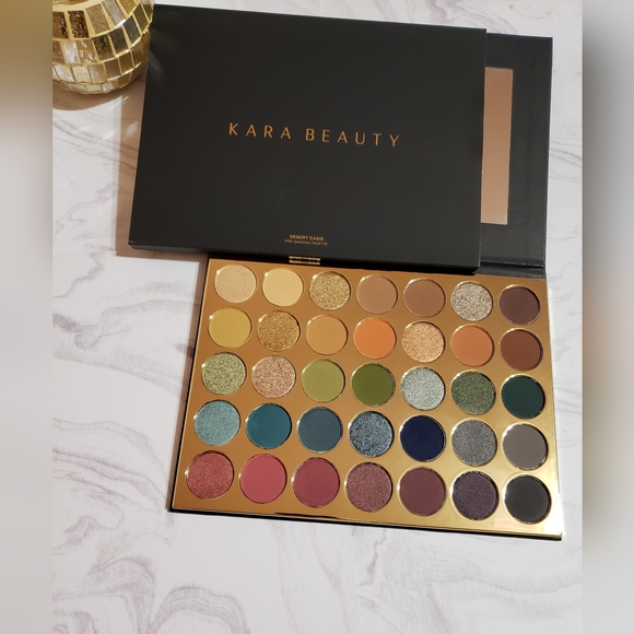 Kara Beauty Desert Oasis 35 Color Eyeshadow Palette Pro Shadow Palette - Picture 2 of 3